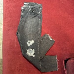 Levi’s 721 High Rise Skinny Jean